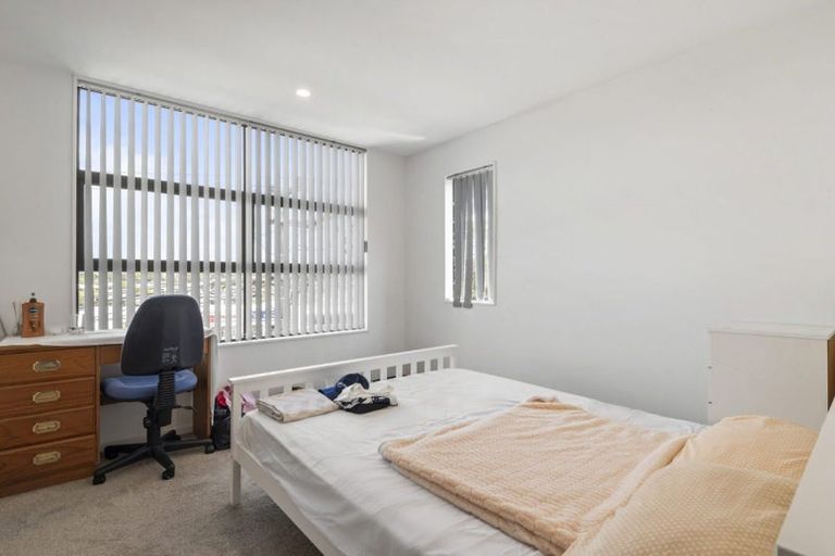 Photo of property in 3/100-c Target Road, Wairau Valley, Auckland, 0629