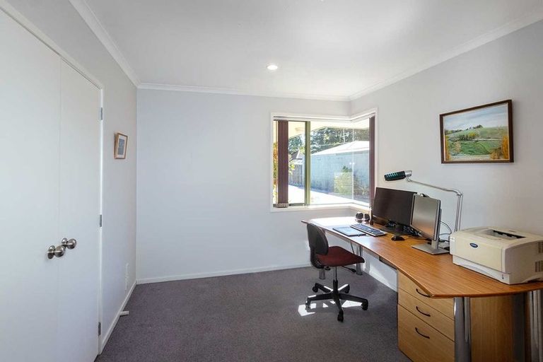 Photo of property in 138a Masters Avenue, Silverdale, Hamilton, 3216