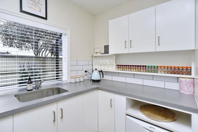 Photo of property in 8/34 Somerset Crescent, Spreydon, Christchurch, 8024