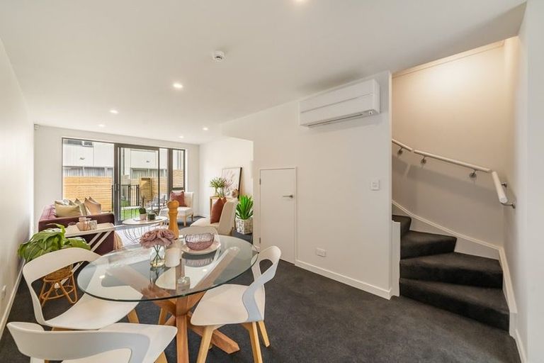 Photo of property in 44 John Street, Stokes Valley, Lower Hutt, 5019