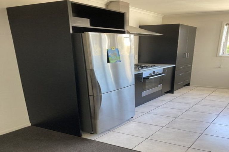 Photo of property in 3c Scotland Place, Hillcrest, Hamilton, 3216