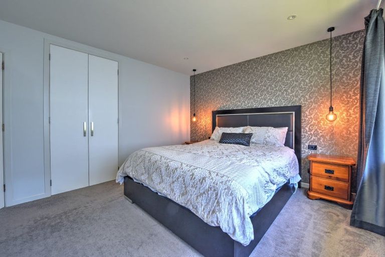 Photo of property in 12 Wolsley Street, Gore, 9710