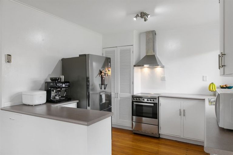 Photo of property in 1/8 Beldon Place, Pakuranga Heights, Auckland, 2010