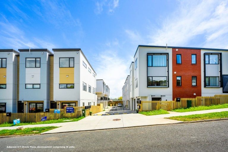 Photo of property in 9 Marriott Road, Pakuranga, Auckland, 2010