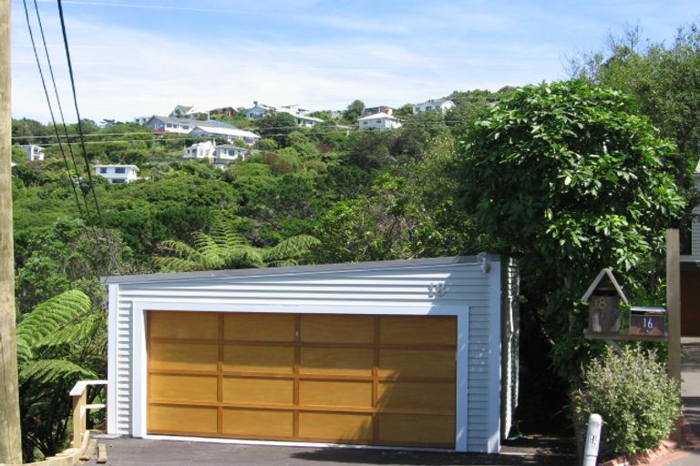 Photo of property in 18 Zetland Street, Highbury, Wellington, 6012