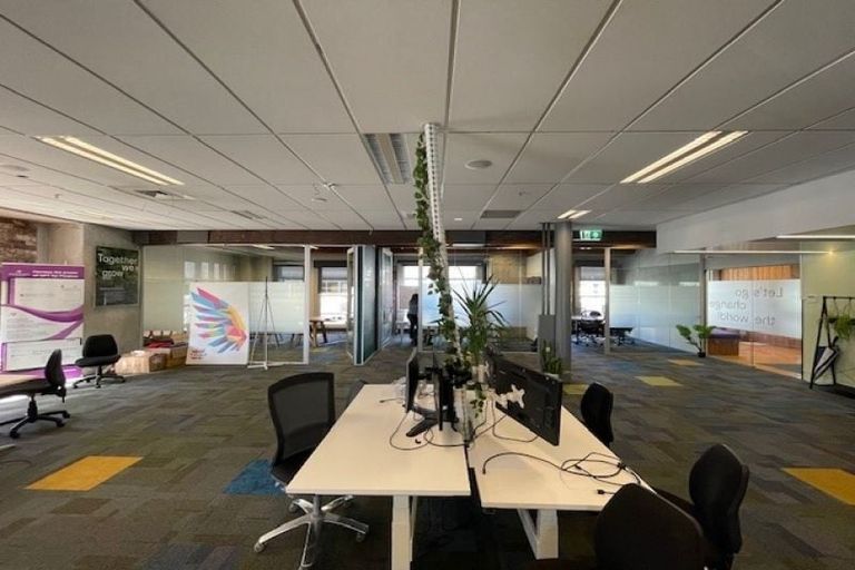 Photo of property in Nzx Centre, 13/11 Cable Street, Wellington Central, Wellington, 6011