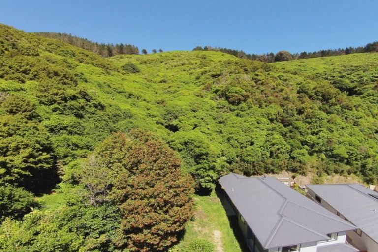 Photo of property in 60 Peterhouse Street, Tawa, Wellington, 5028