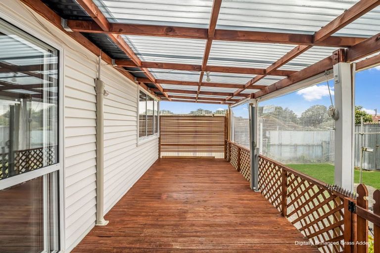 Photo of property in 92 Swiss Avenue, Gonville, Whanganui, 4501