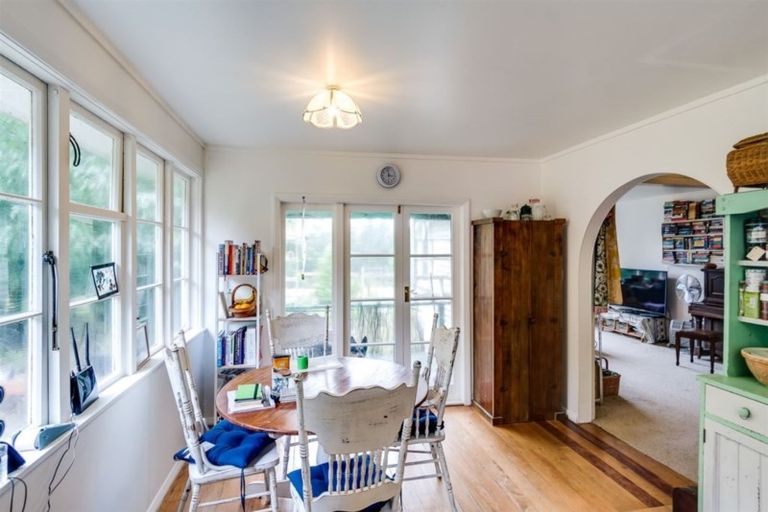 Photo of property in 1400 Taihape Road, Sherenden, Hastings, 4179