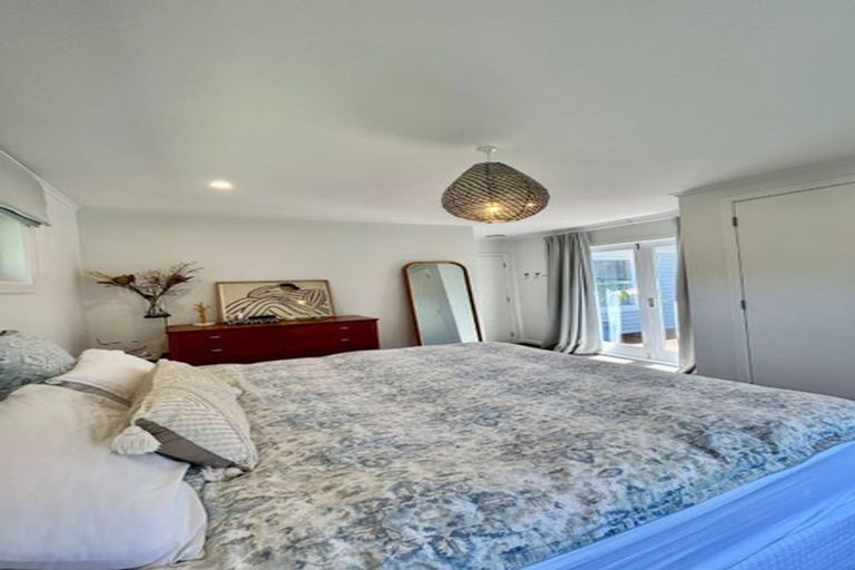 Photo of property in 6 Channel View Road, Campbells Bay, Auckland, 0630