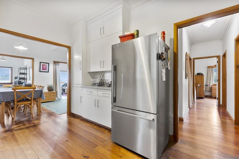 Photo of property in 26 Bonithon Avenue, Moturoa, New Plymouth, 4310