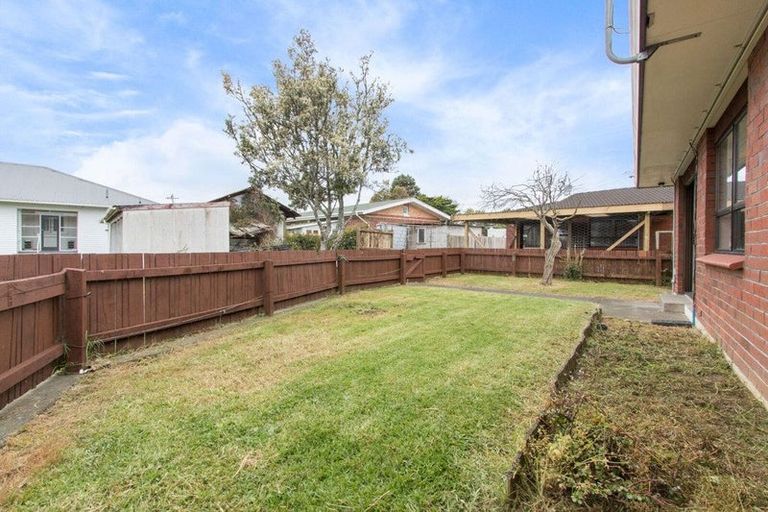 Photo of property in 2/6 Miami Street, Mangere East, Auckland, 2024