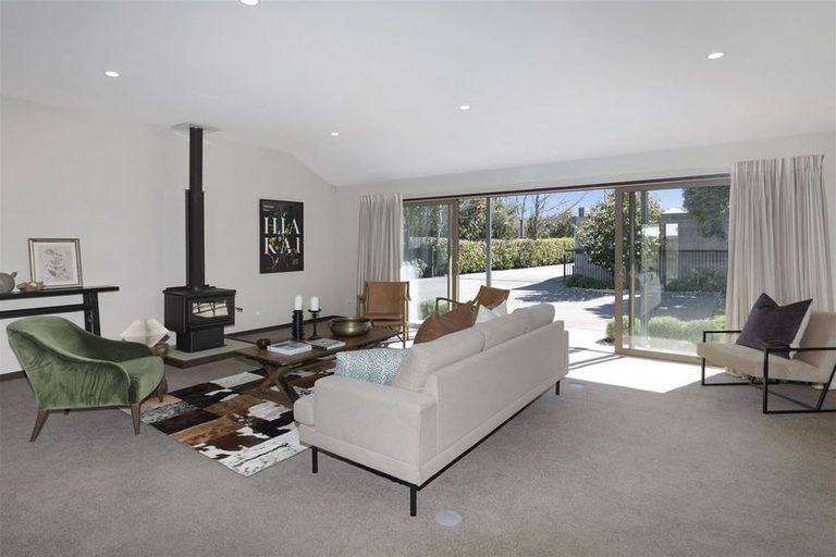 Photo of property in 1/38 Glandovey Road, Fendalton, Christchurch, 8052