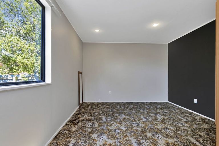 Photo of property in 18 Douglas Road, Amberley, 7410