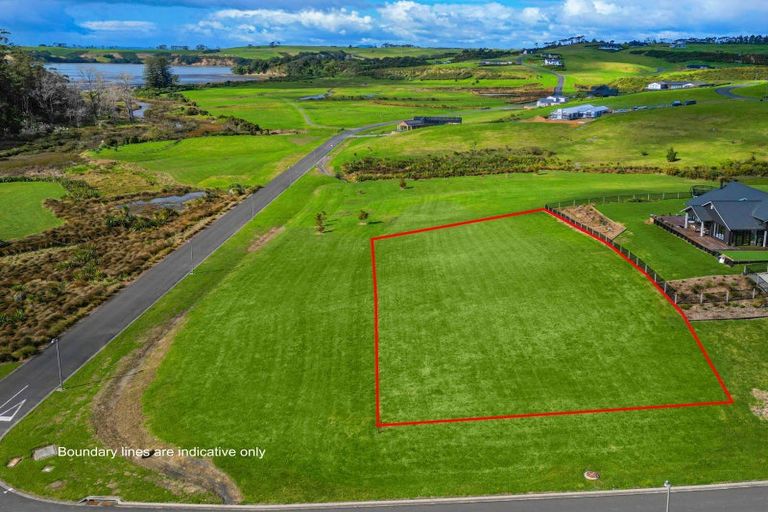 Photo of property in 2 Taha Puke Road, Okura Bush, Silverdale, 0794