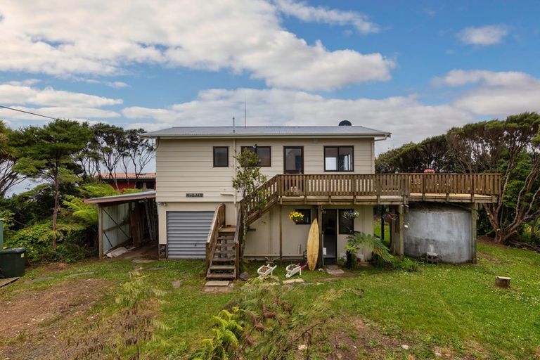 Photo of property in 145 Piha Road, Piha, New Lynn, 0772