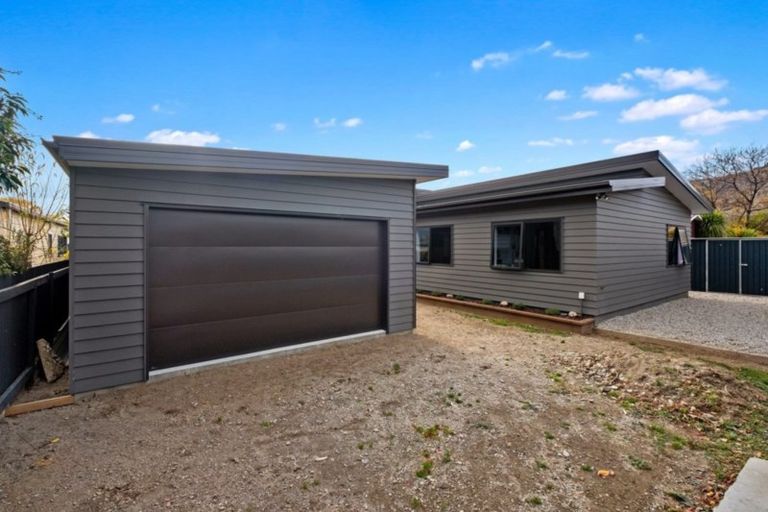 Photo of property in 63a Donegal Street, Cromwell, 9310