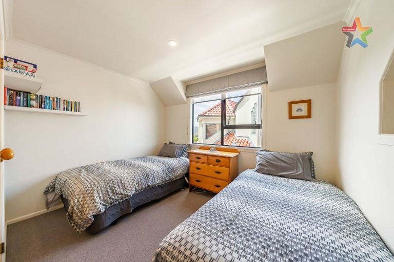 Photo of property in 3 George Gee Drive, Korokoro, Lower Hutt, 5012