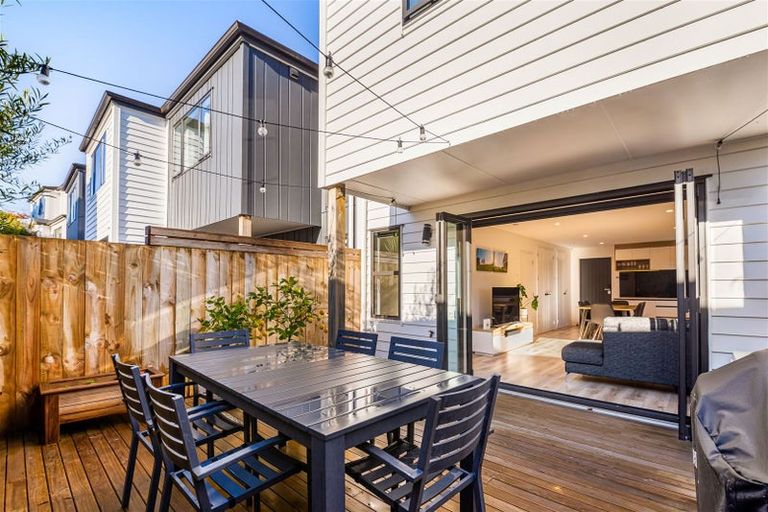 Photo of property in 3/20 Havelock Avenue, Forrest Hill, Auckland, 0620