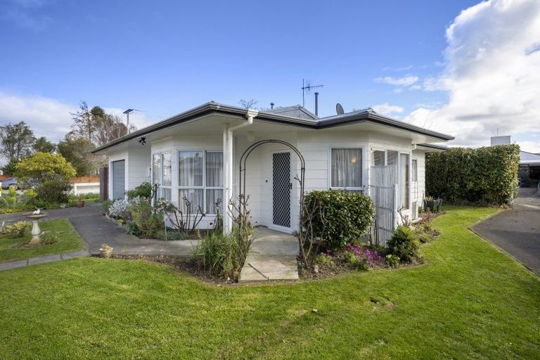Photo of property in 1 Hughes Court, Pahiatua, 4910