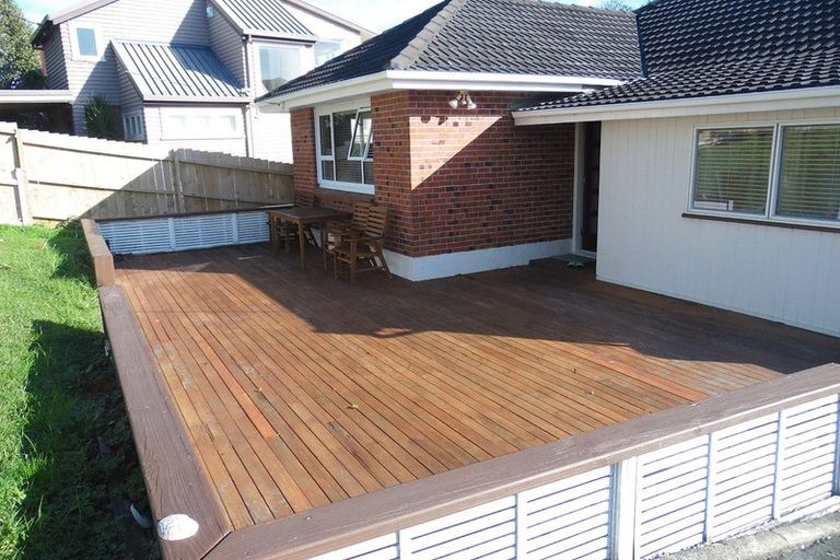 Photo of property in 3/61 Sunrise Avenue, Murrays Bay, Auckland, 0630