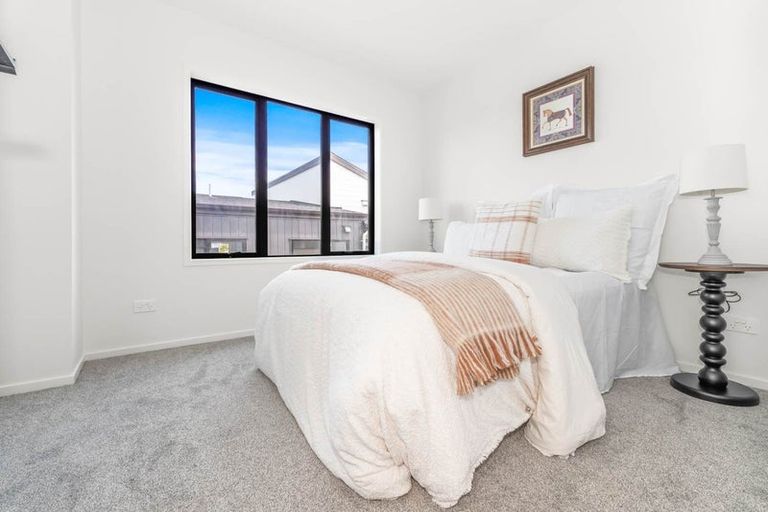 Photo of property in 5/15 Normandy Place, Henderson, Auckland, 0610