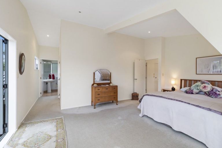 Photo of property in 1549e Great South Road, Ramarama, Drury, 2579