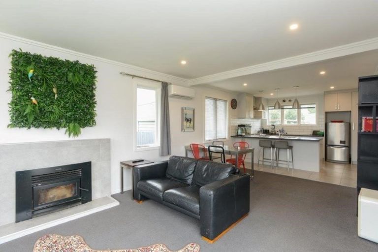 Photo of property in 12 O'connell Place, Havelock North, 4130