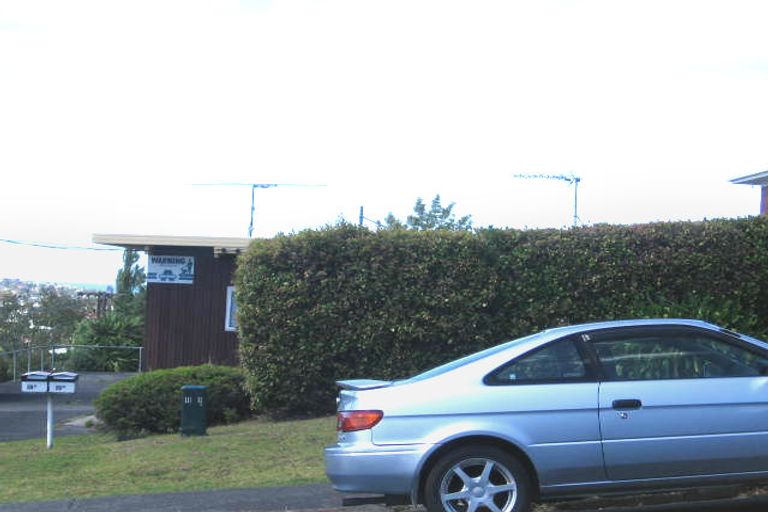 Photo of property in 2/59 High Road, Glenfield, Auckland, 0629