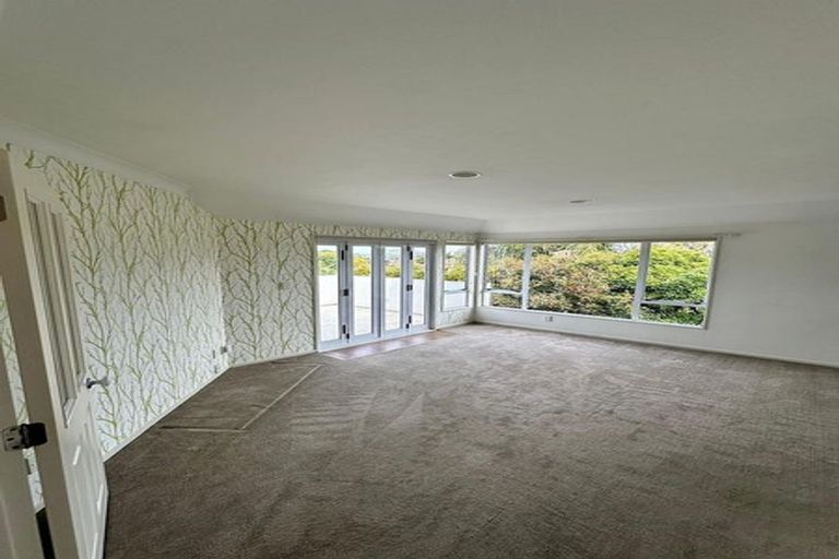 Photo of property in 2/13 Markham Place, Bucklands Beach, Auckland, 2012