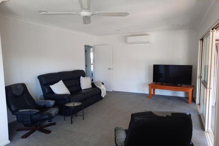 Photo of property in 3 Cranbrook Avenue, Burnside, Christchurch, 8053
