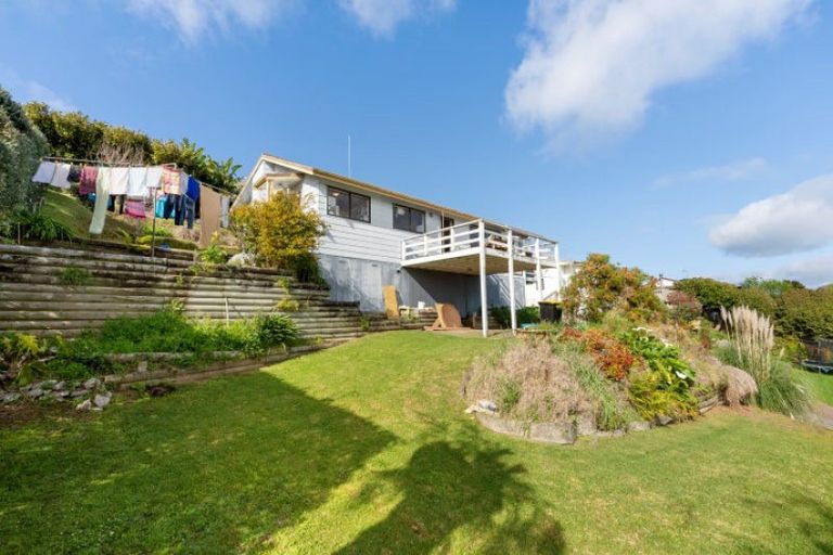 Photo of property in 33 Dingadee Street, Welcome Bay, Tauranga, 3112