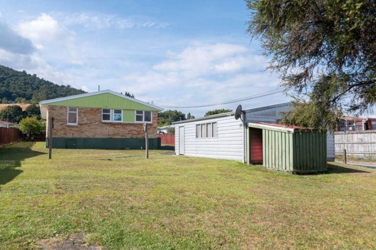Photo of property in 16 Garrick Place, Pukehangi, Rotorua, 3015