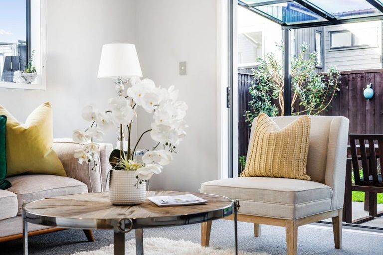 Photo of property in 13 Sacred Kingfisher Road, Hobsonville, Auckland, 0616