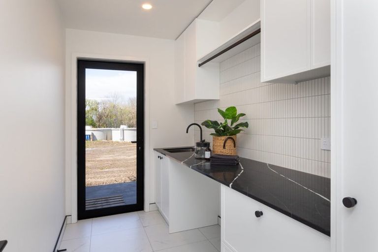 Photo of property in 11 Te Kahu Lane, Halcombe, Feilding, 4779