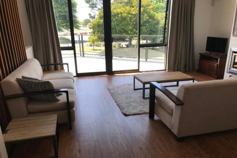 Photo of property in 2/105 Seddon Road, Frankton, Hamilton, 3204