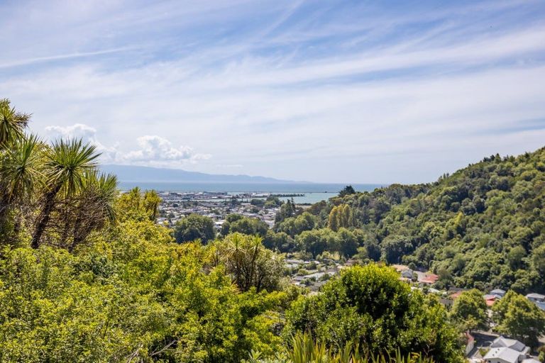 Photo of property in 12 Atmore Terrace, Maitai, Nelson, 7010