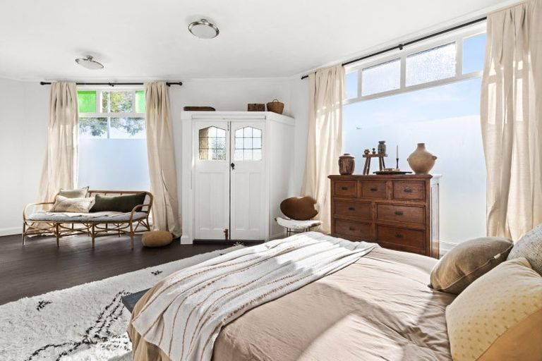 Photo of property in 2 Ashridge Road, Napier South, Napier, 4110