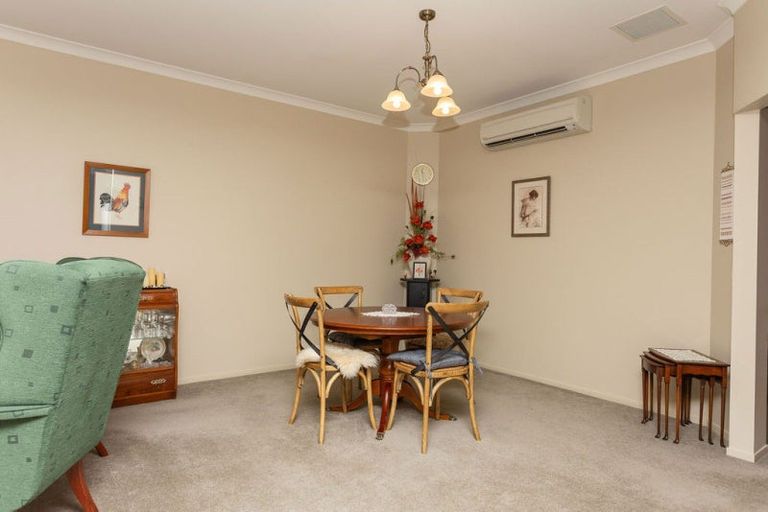 Photo of property in 118 Guy Street, Dannevirke, 4930