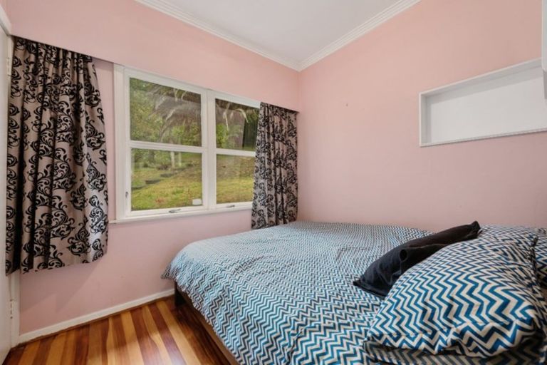 Photo of property in 7 Thomas Street, Stokes Valley, Lower Hutt, 5019