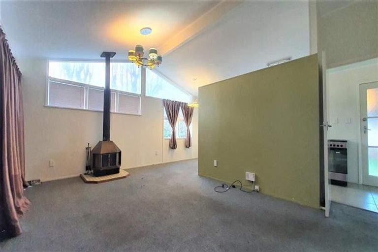 Photo of property in 17 Marybeth Place, Rosehill, Papakura, 2113