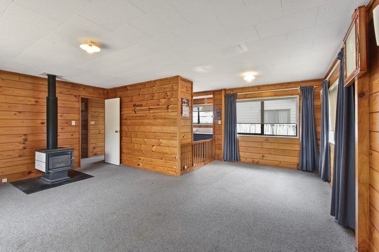 Photo of property in 2/77 Russell Road, Manurewa, Auckland, 2102