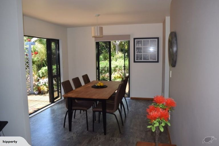 Photo of property in 63 Pa Road, Kerikeri, 0230