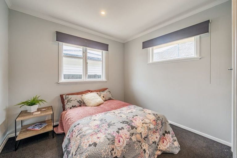 Photo of property in 2a Stephen Street, Trentham, Upper Hutt, 5018