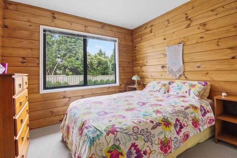 Photo of property in 6 Vintners Close, Huapai, Kumeu, 0810