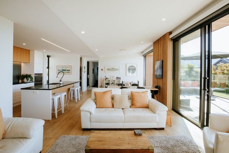 Photo of property in 24 Stackbrae Avenue, Wanaka, 9305