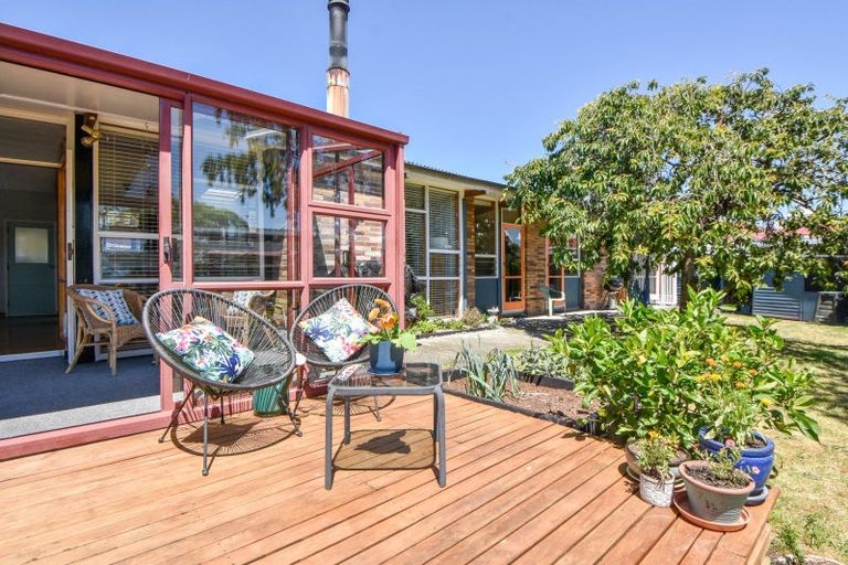 Photo of property in 22 Victoria Street, Carterton, 5713