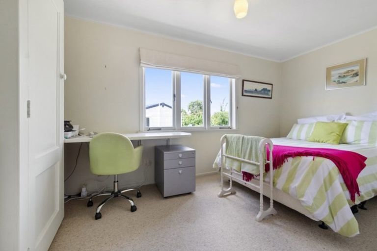 Photo of property in 10 Puriri Avenue, Kaiaua, Pokeno, 2473