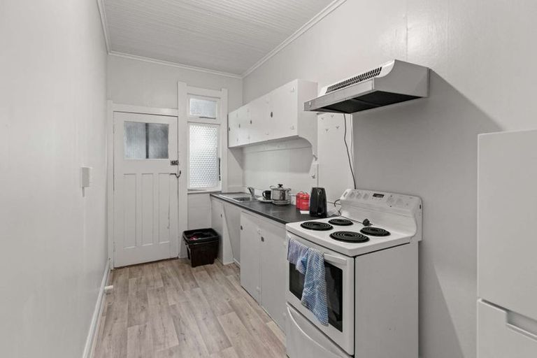 Photo of property in 8 Gurr Place, Aramoho, Whanganui, 4500