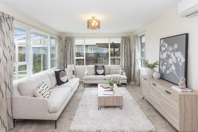 Photo of property in 373 Mairehau Road, Parklands, Christchurch, 8083